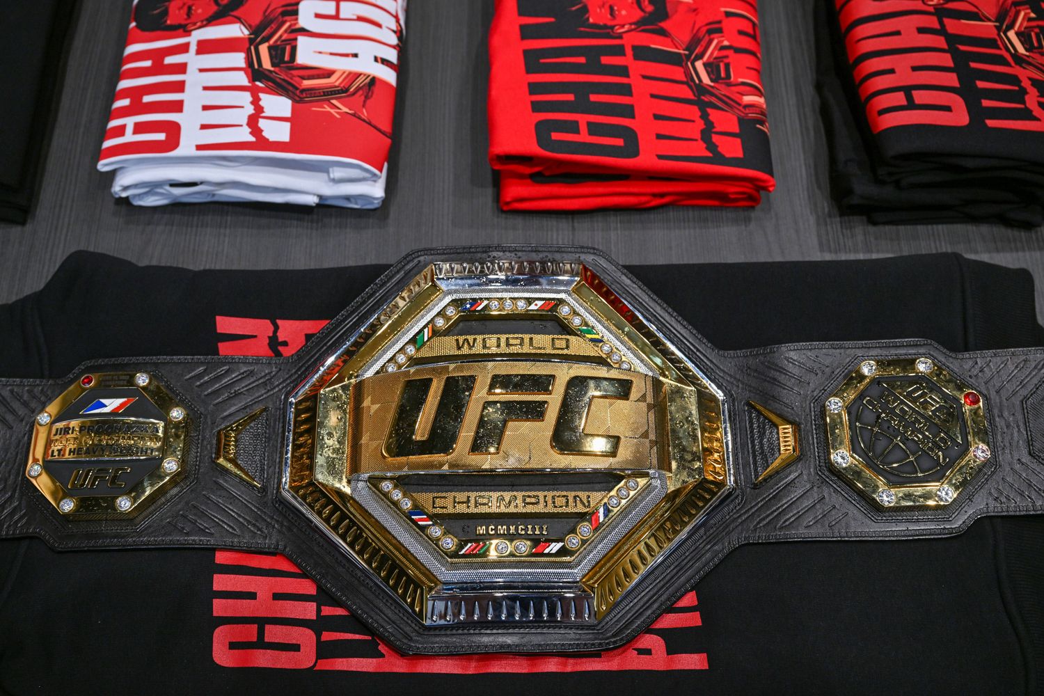 Las mejores 30 peleas de la UFC: KOs, remontadas y sorpresas.